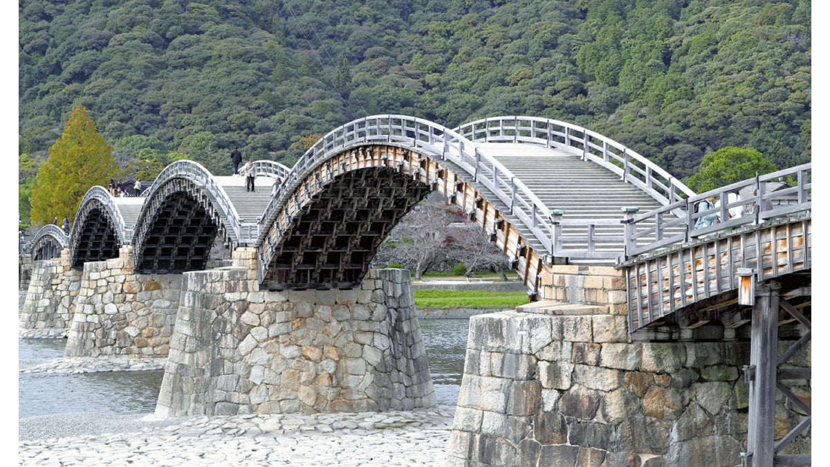 kintaikyo-bridge-restoration