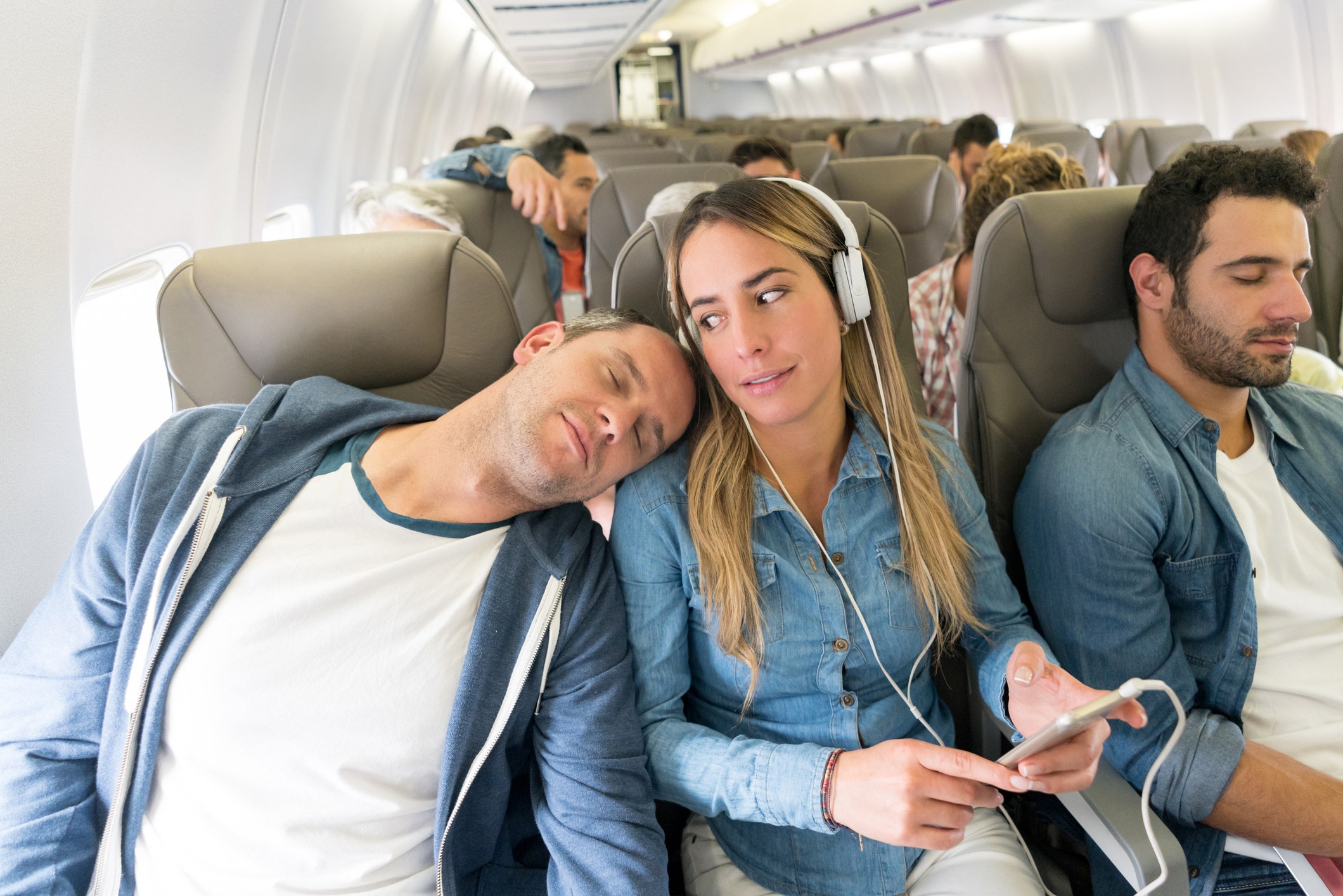 seat-squatters-air-travel