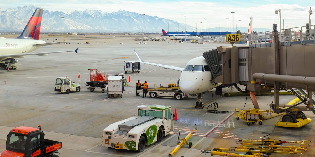 delta-united-basic-economy-comparison