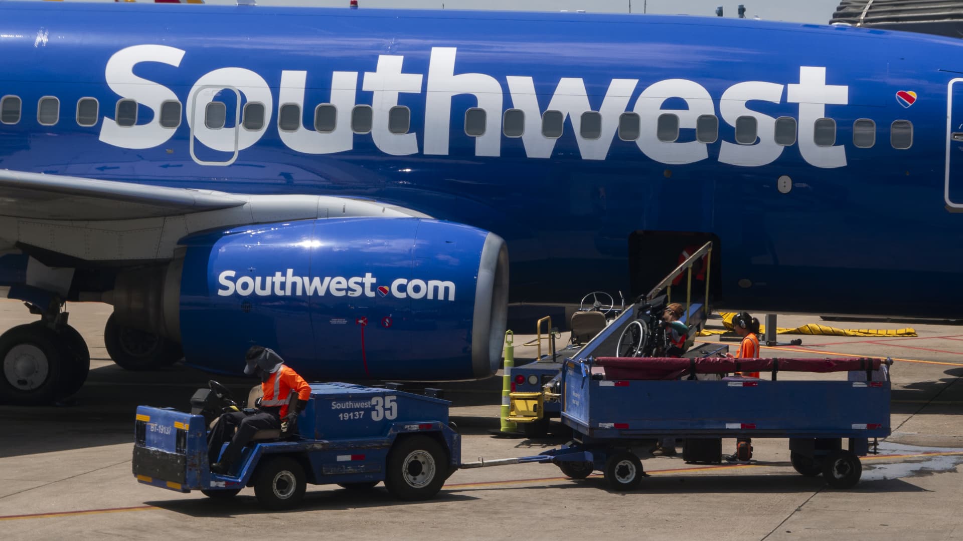 southwest-airlines-bag-check-fees
