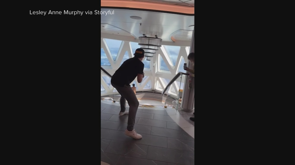 cruise-ship-antarctica-waves