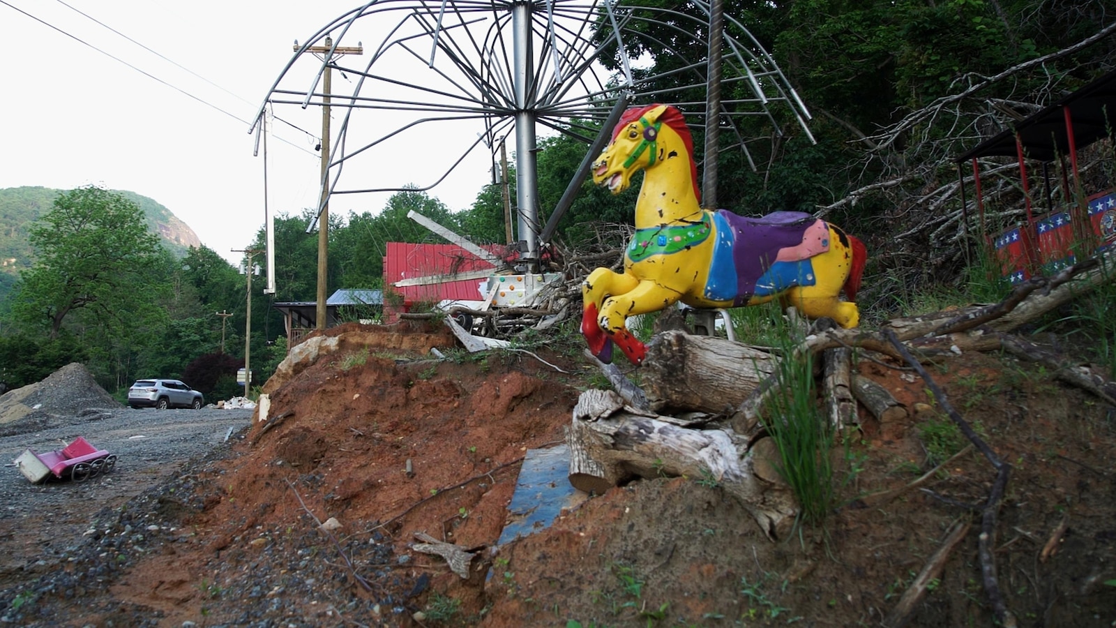 hurricane-helene-recovery-appalachian-town