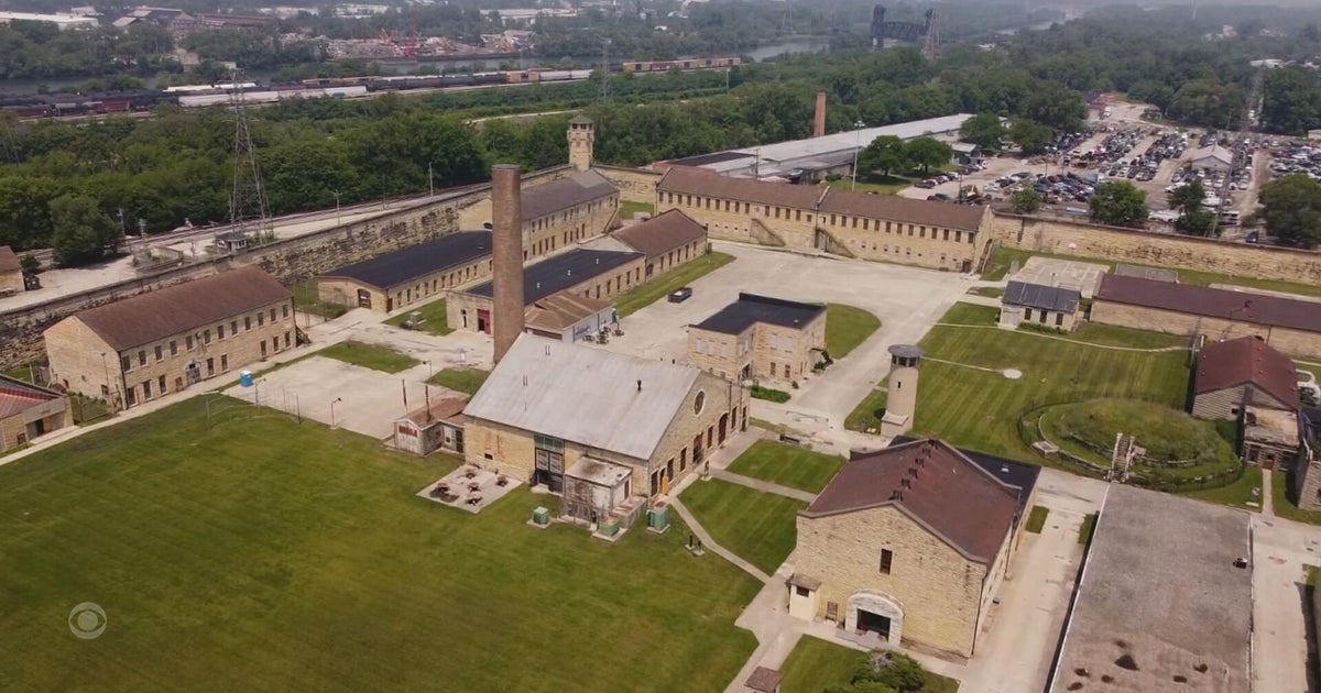 old-joliet-prison-secrets